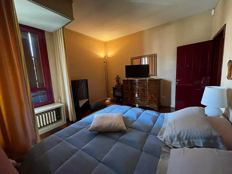 Immagine 41 di Villa in vendita  a Santa Croce Sull'arno