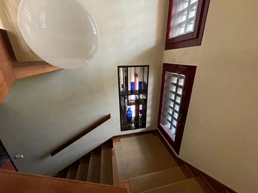 Immagine 18 di Villa in vendita  a Santa Croce Sull'arno