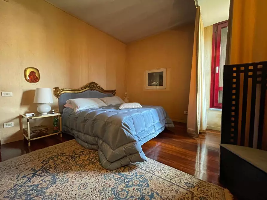 Immagine 40 di Villa in vendita  a Santa Croce Sull'arno