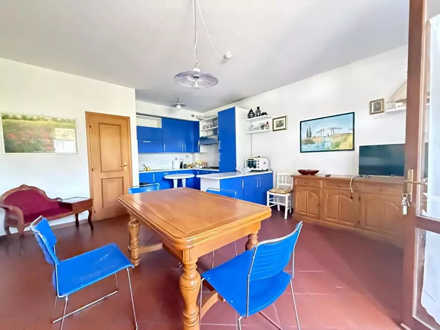 Immagine 6 di Villetta a schiera in vendita  a Massa