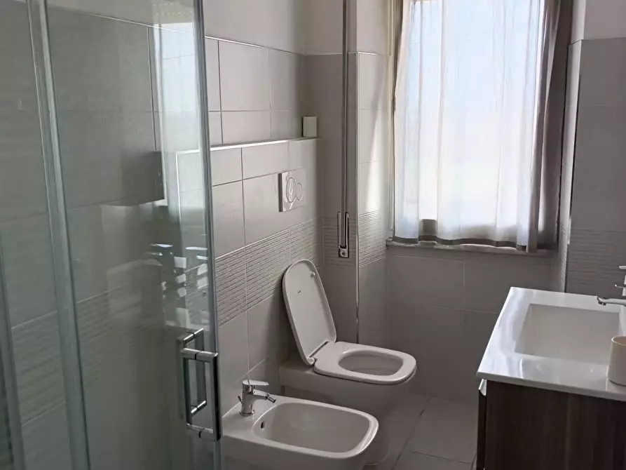 Immagine 7 di Appartamento in affitto  a Massa