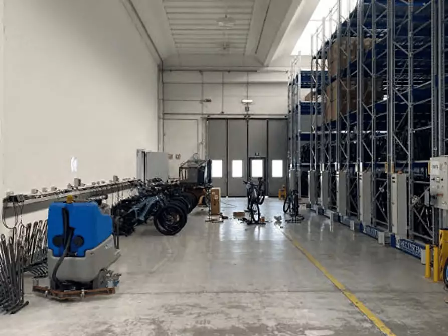 Immagine 6 di Capannone industriale in vendita  a Cereseto