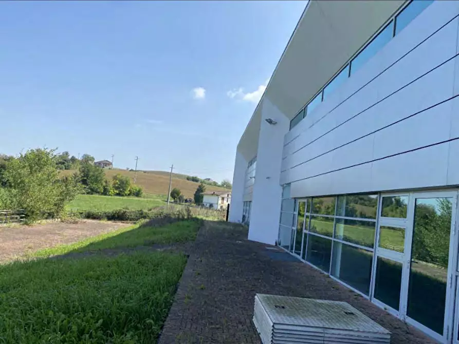Immagine 17 di Capannone industriale in vendita  a Cereseto