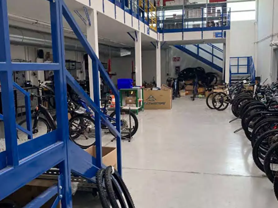 Immagine 45 di Capannone industriale in vendita  a Cereseto