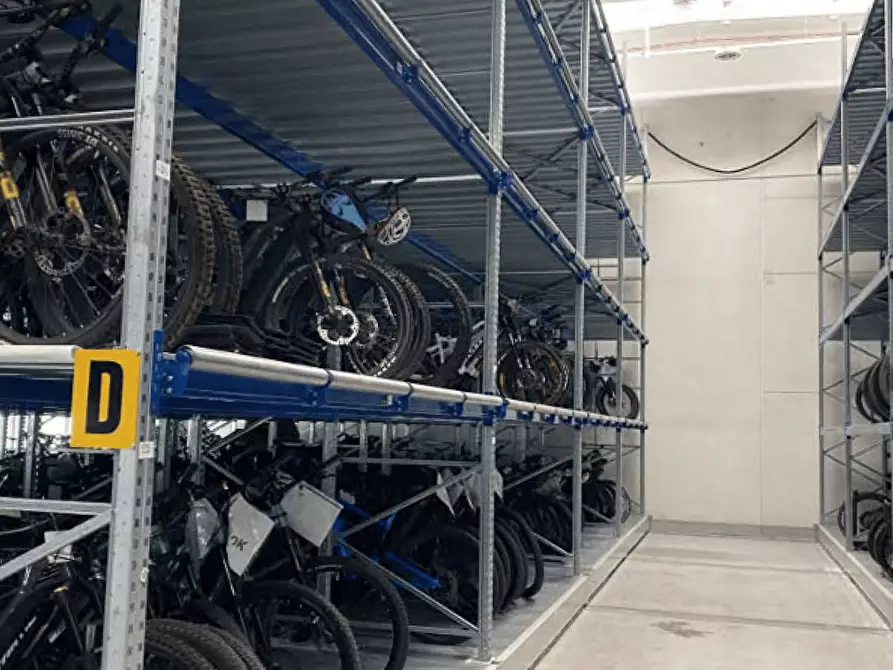 Immagine 39 di Capannone industriale in vendita  a Cereseto