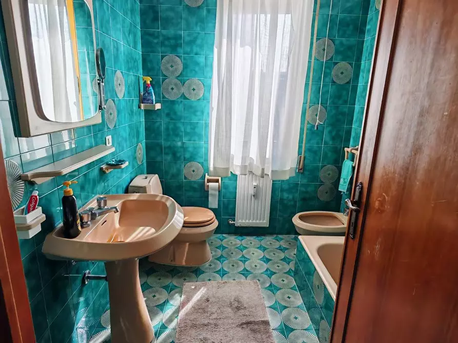 Immagine 6 di Appartamento in vendita  a Carrara