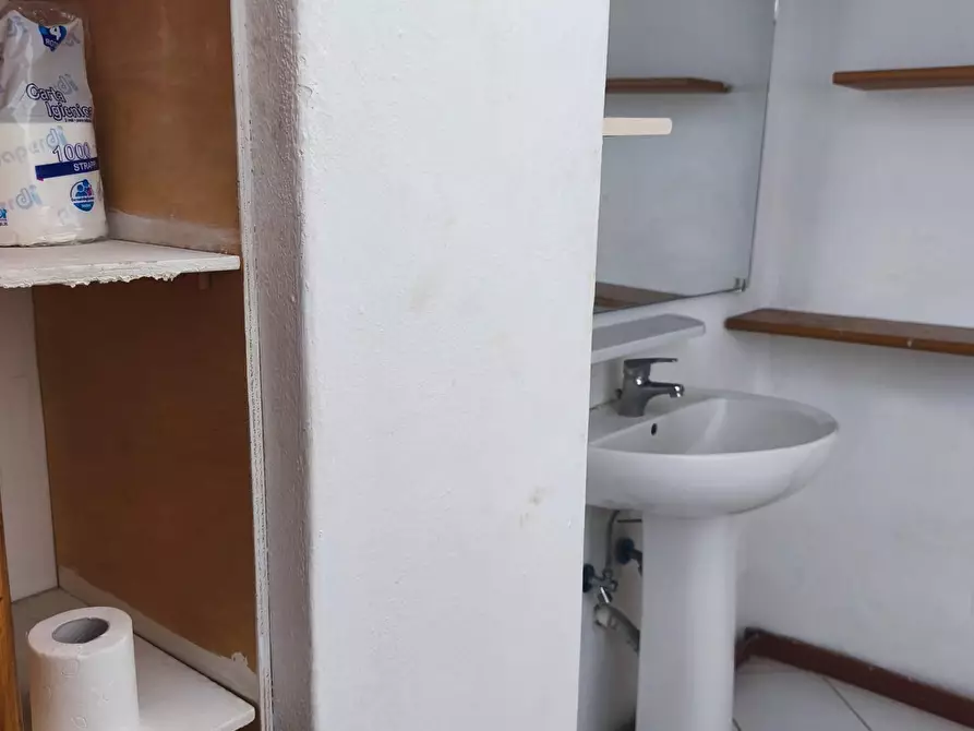 Immagine 37 di Appartamento in affitto  a Ameglia
