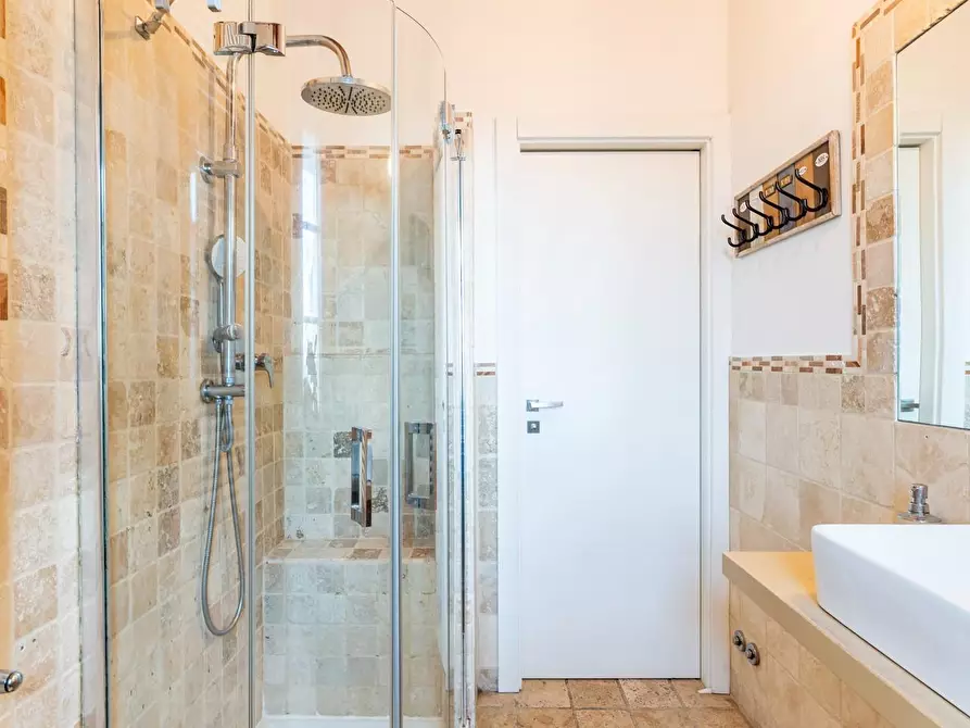 Immagine 17 di Appartamento in vendita  a Calcinaia