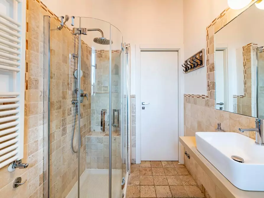 Immagine 16 di Appartamento in vendita  a Calcinaia