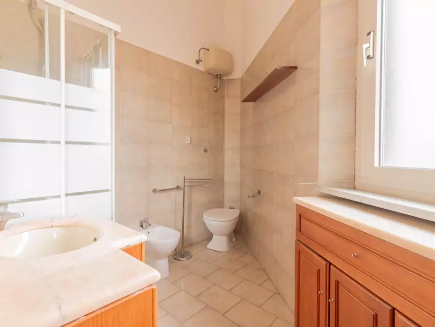 Immagine 14 di Appartamento in vendita  a Pisa