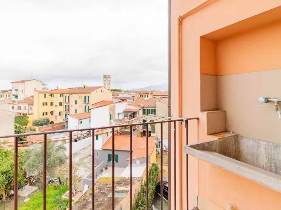Immagine 15 di Appartamento in vendita  a Pisa