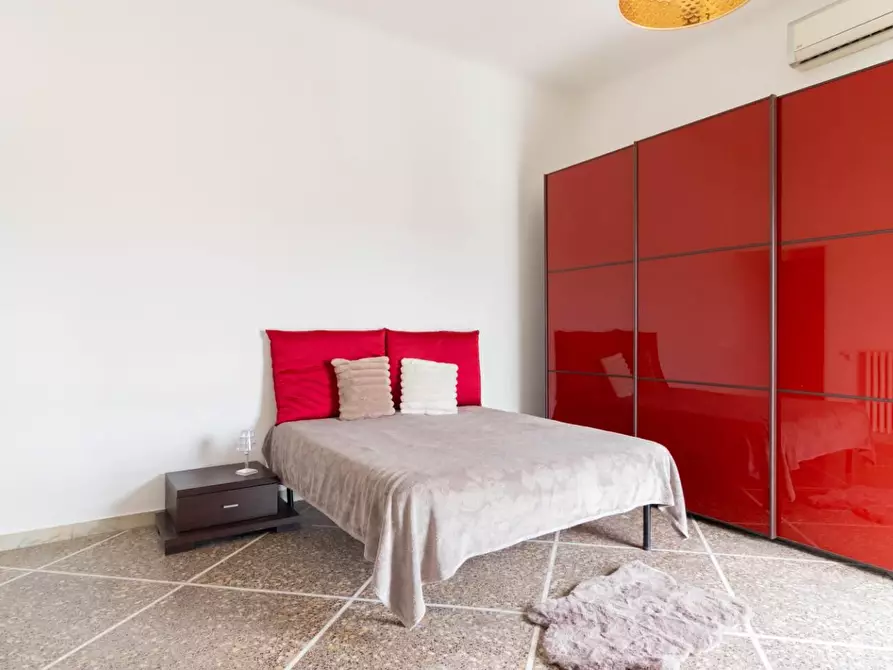 Immagine 11 di Appartamento in vendita  a Pisa