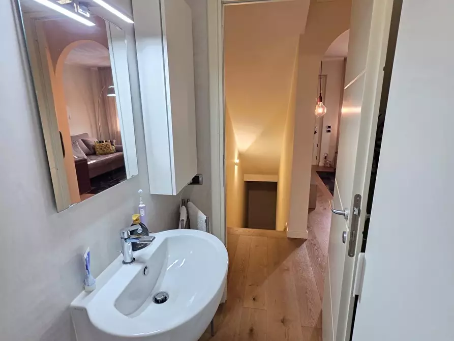 Immagine 33 di Villetta a schiera in vendita  a Camaiore