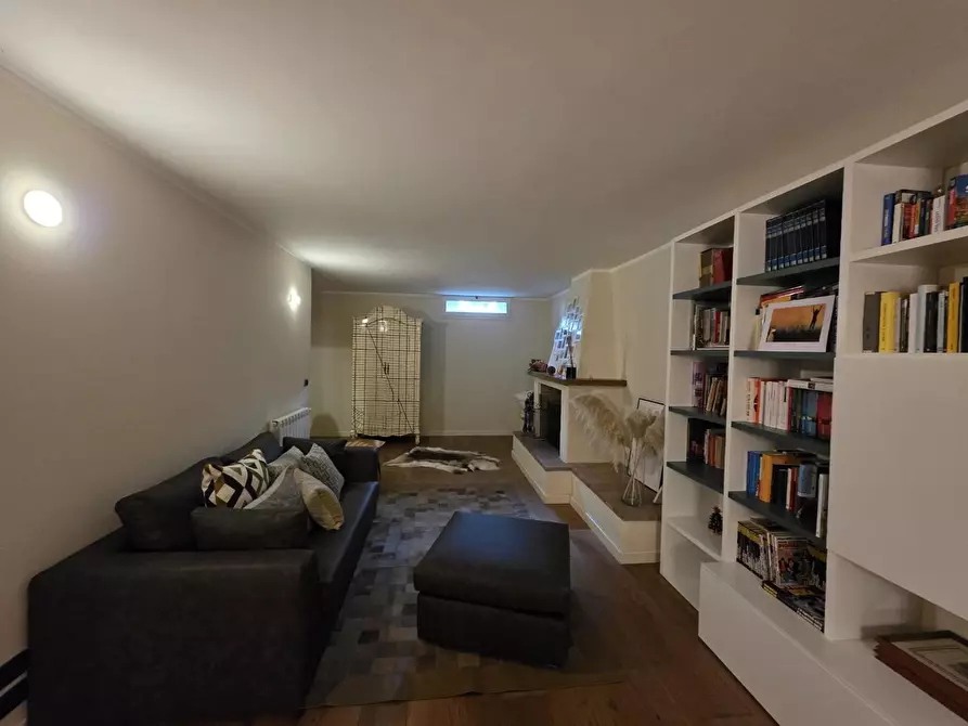 Immagine 26 di Villetta a schiera in vendita  a Camaiore