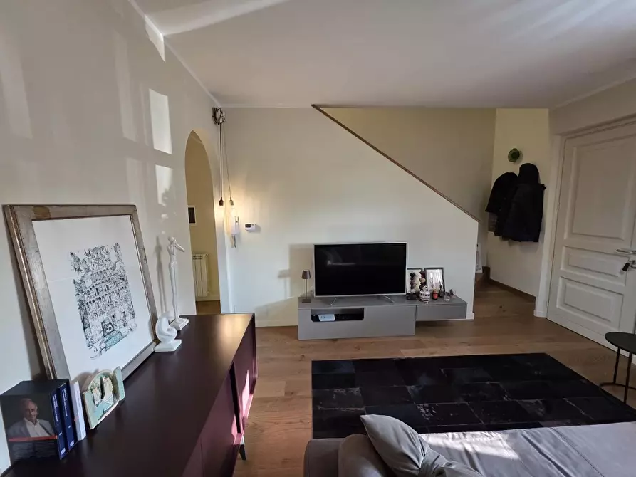 Immagine 3 di Villetta a schiera in vendita  a Camaiore