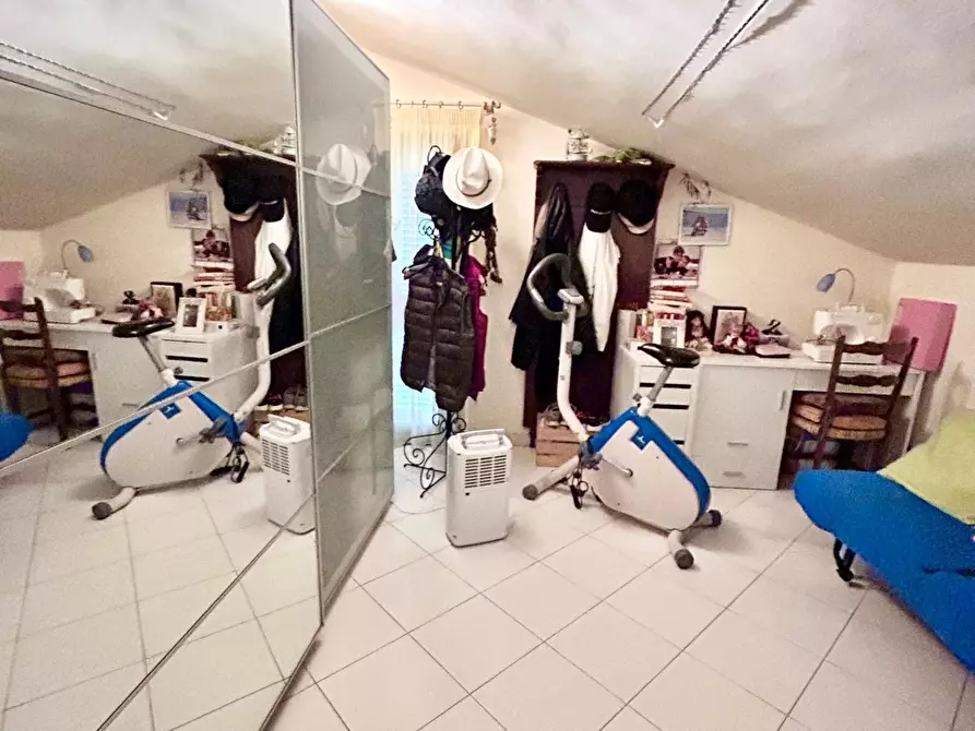 Immagine 20 di Mansarda in vendita  a Pisa