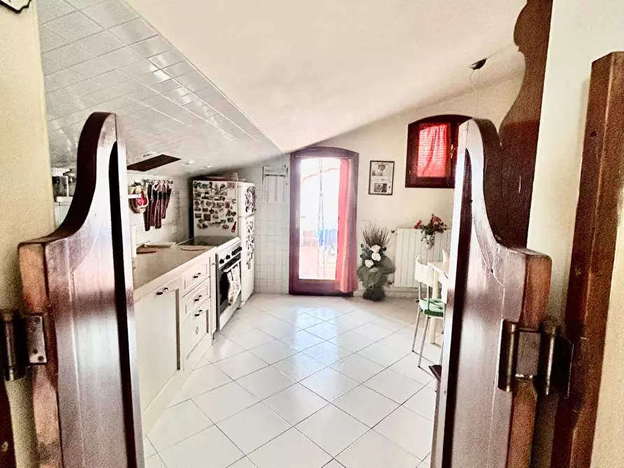 Immagine 4 di Mansarda in vendita  a Pisa