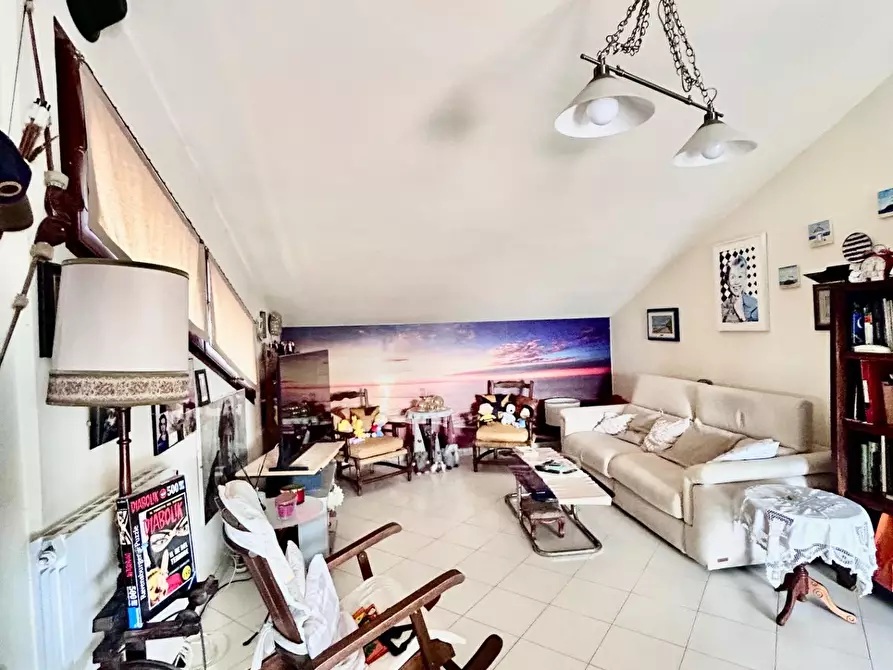 Immagine 11 di Mansarda in vendita  a Pisa