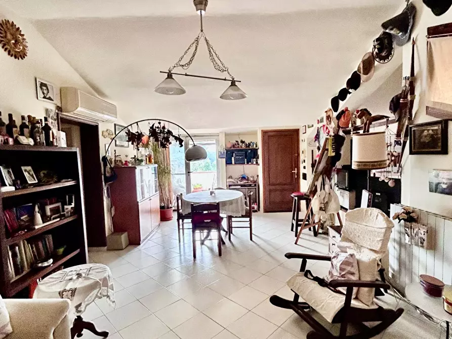 Immagine 10 di Mansarda in vendita  a Pisa