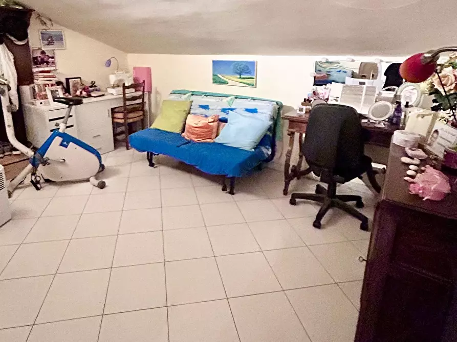 Immagine 21 di Mansarda in vendita  a Pisa