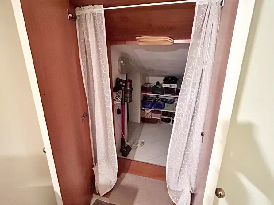 Immagine 19 di Mansarda in vendita  a Pisa