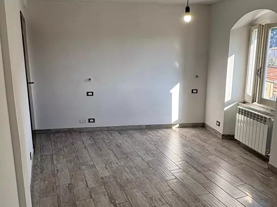 Immagine 8 di Terratetto in vendita  a Massa
