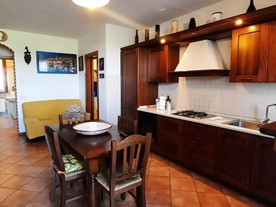 Immagine 3 di Appartamento in vendita  a Montopoli In Val D'arno