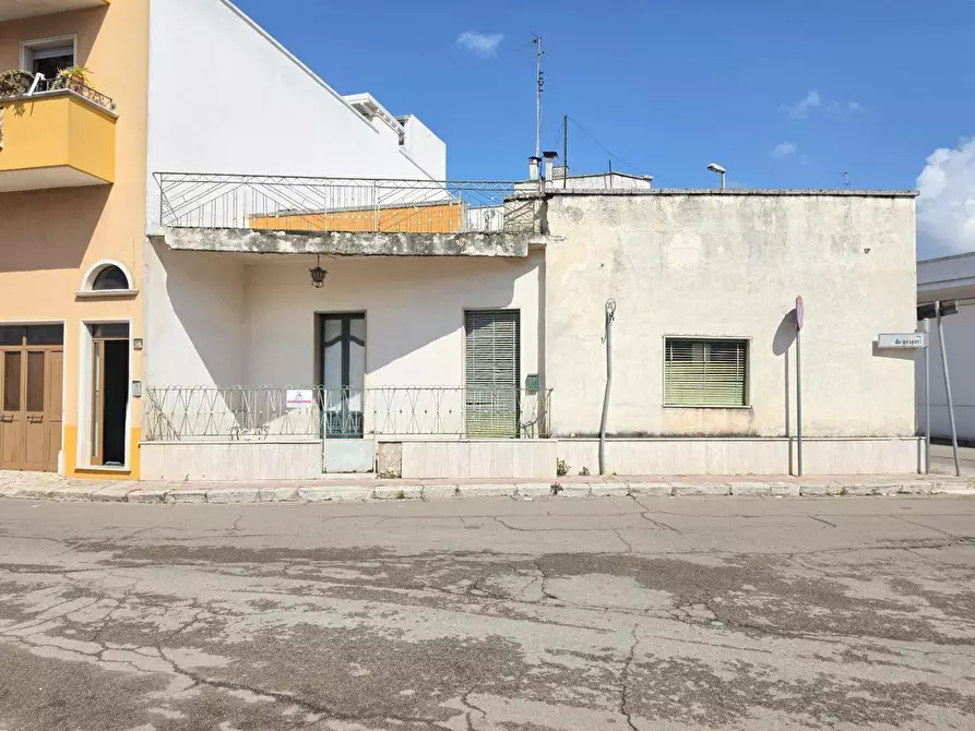 Immagine 25 di Casa indipendente in vendita  a Veglie