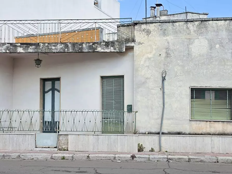 Immagine 21 di Casa indipendente in vendita  a Veglie