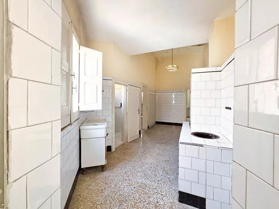 Immagine 16 di Casa indipendente in vendita  a Veglie