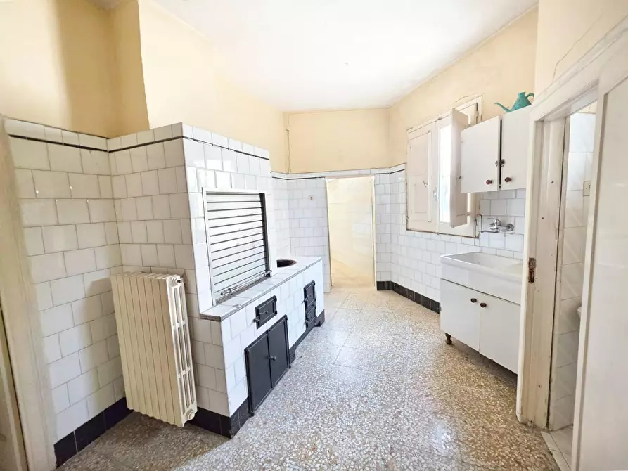 Immagine 13 di Casa indipendente in vendita  a Veglie