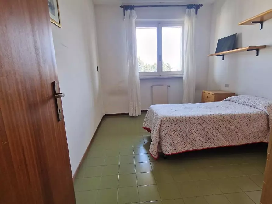 Immagine 22 di Appartamento in vendita  a Carrara