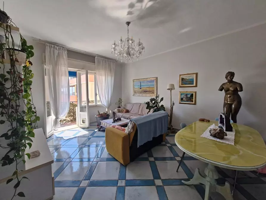 Immagine 1 di Appartamento in vendita  a Piombino