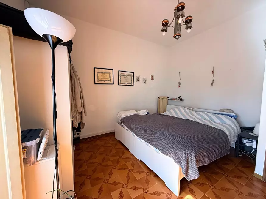 Immagine 11 di Appartamento in vendita  a Pisa