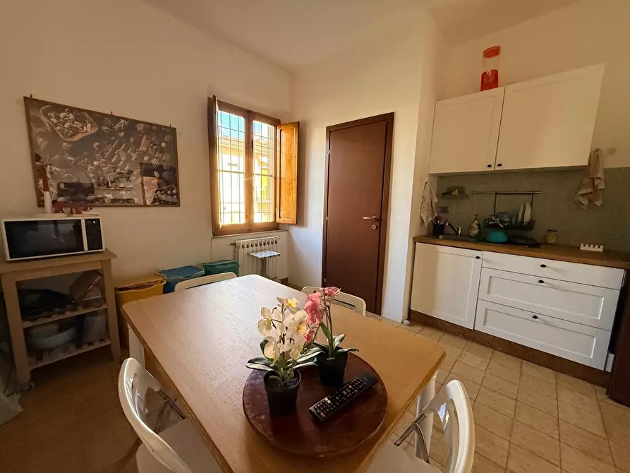 Immagine 7 di Appartamento in vendita  a Pisa