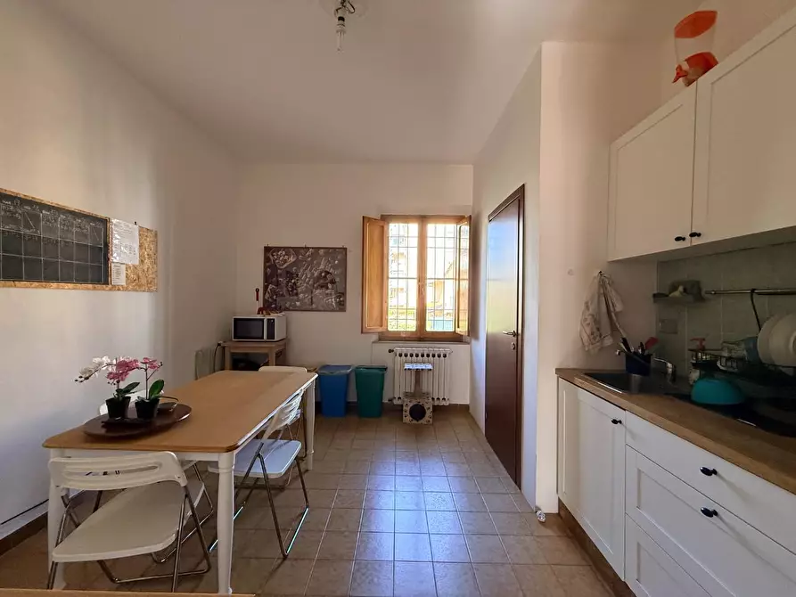 Immagine 10 di Appartamento in vendita  a Pisa