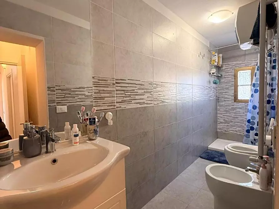 Immagine 18 di Appartamento in vendita  a Pisa