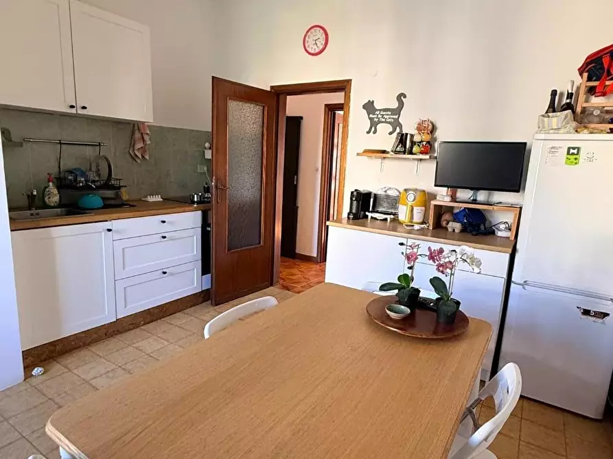 Immagine 9 di Appartamento in vendita  a Pisa