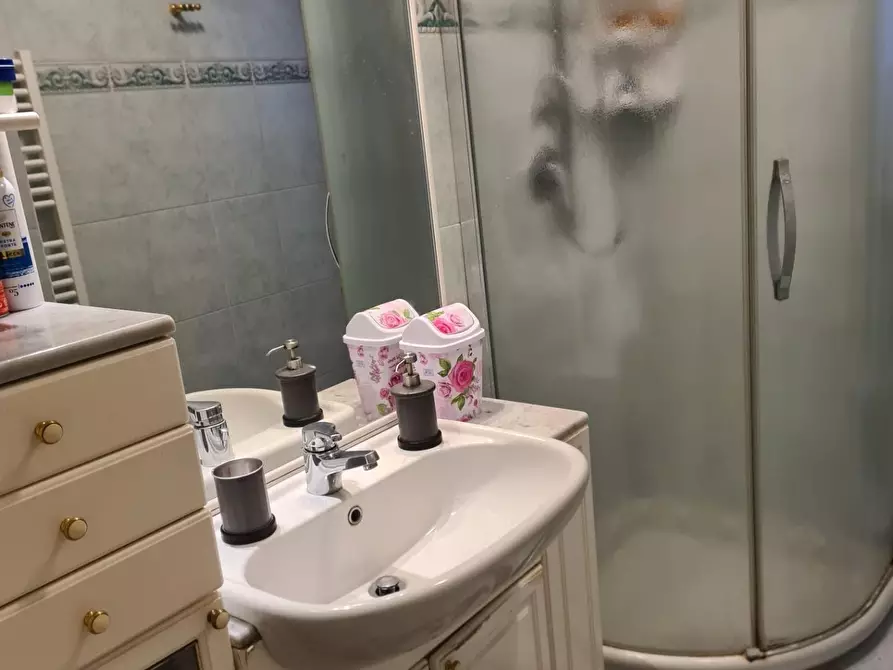 Immagine 20 di Casa semindipendente in vendita  a Viareggio