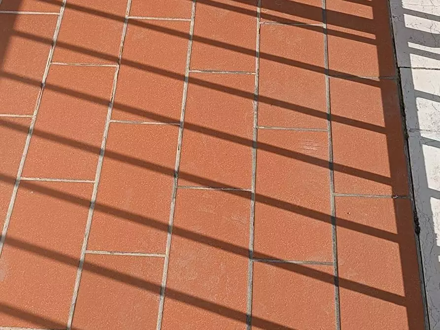 Immagine 13 di Villa in vendita  a Cascina