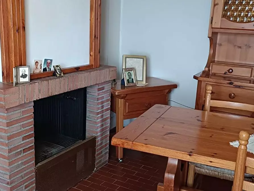 Immagine 19 di Villa in vendita  a Cascina