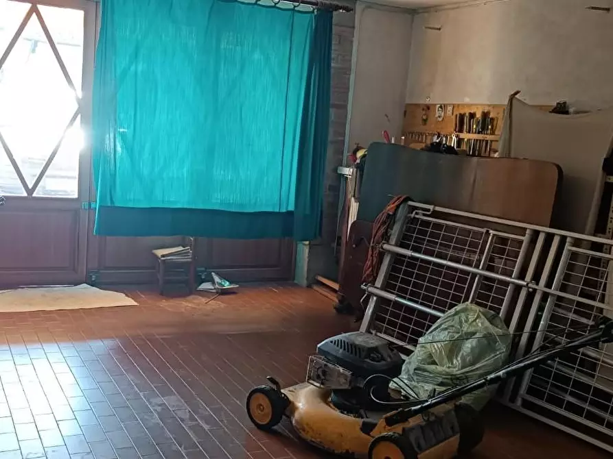 Immagine 39 di Villa in vendita  a Cascina