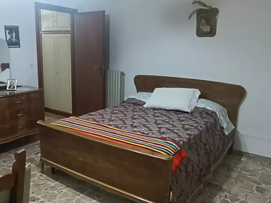 Immagine 23 di Villa in vendita  a Cascina