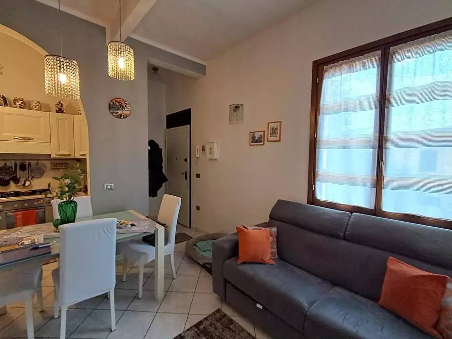 Immagine 3 di Appartamento in vendita  a Santa Maria A Monte