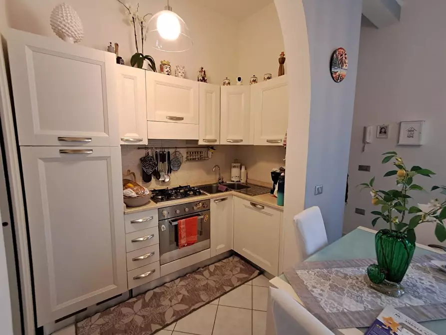 Immagine 5 di Appartamento in vendita  a Santa Maria A Monte