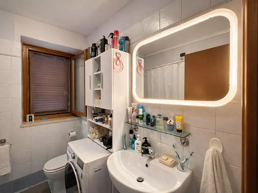 Immagine 10 di Appartamento in vendita  a Calcinaia