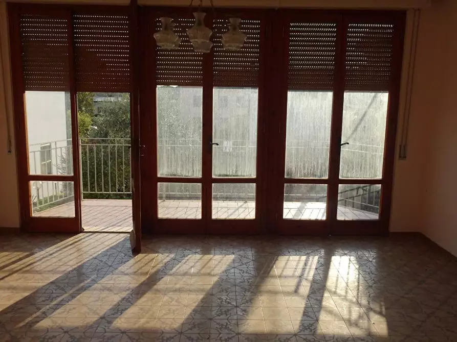 Immagine 38 di Casa bifamiliare in vendita  a Pisa