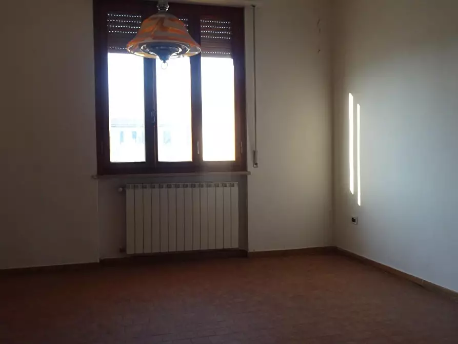 Immagine 43 di Casa bifamiliare in vendita  a Pisa