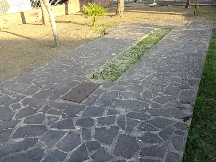 Immagine 17 di Casa bifamiliare in vendita  a Pisa