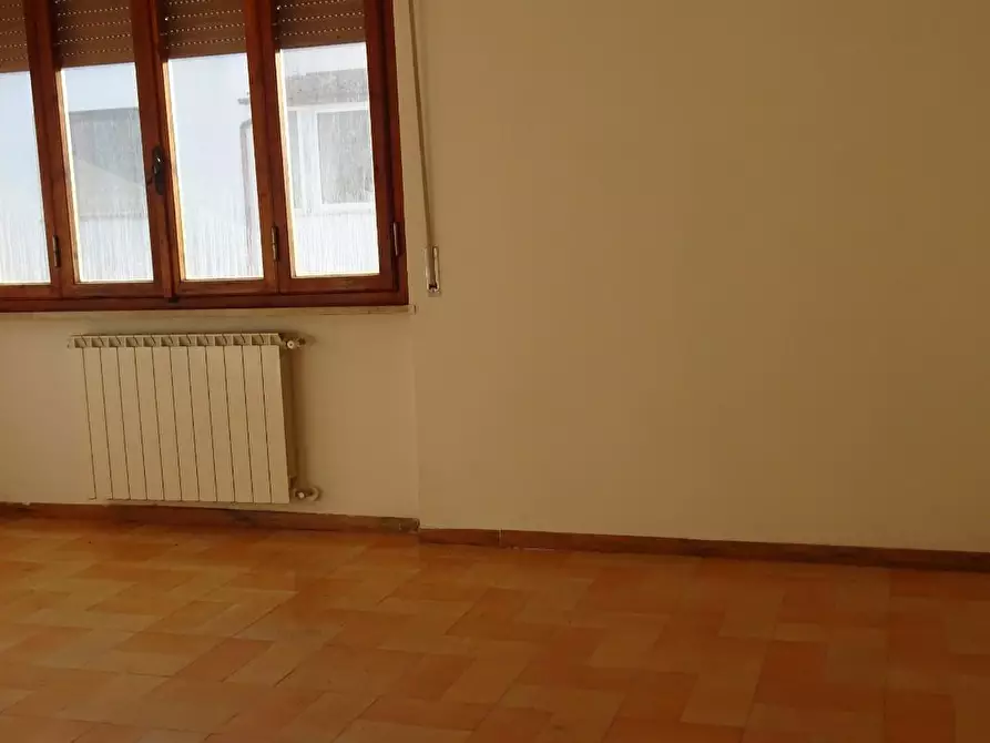 Immagine 35 di Casa bifamiliare in vendita  a Pisa